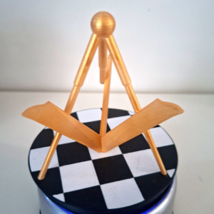 Esquadro e Compasso – Edição Lengruber 3D